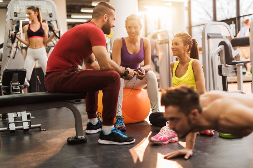 7 Ways to Retain New Year's Resolution Members for Fitness Centers